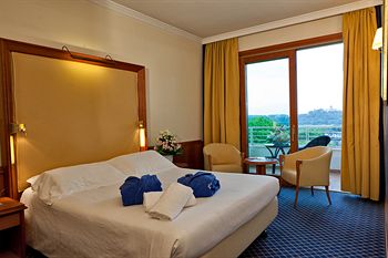 Фото Hotel Splendid