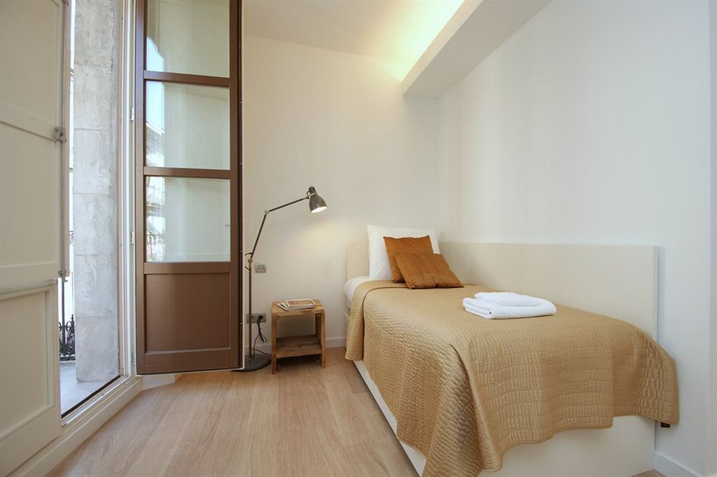 Фото Ramblas Deluxe Apartments