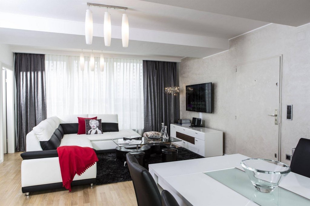 Фото The Queen Luxury Apartments - Villa Marilyn