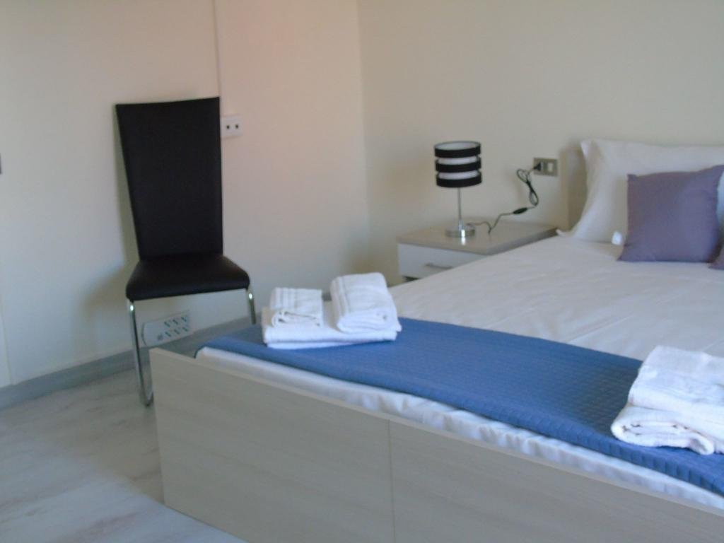 Фото Antares Assemini