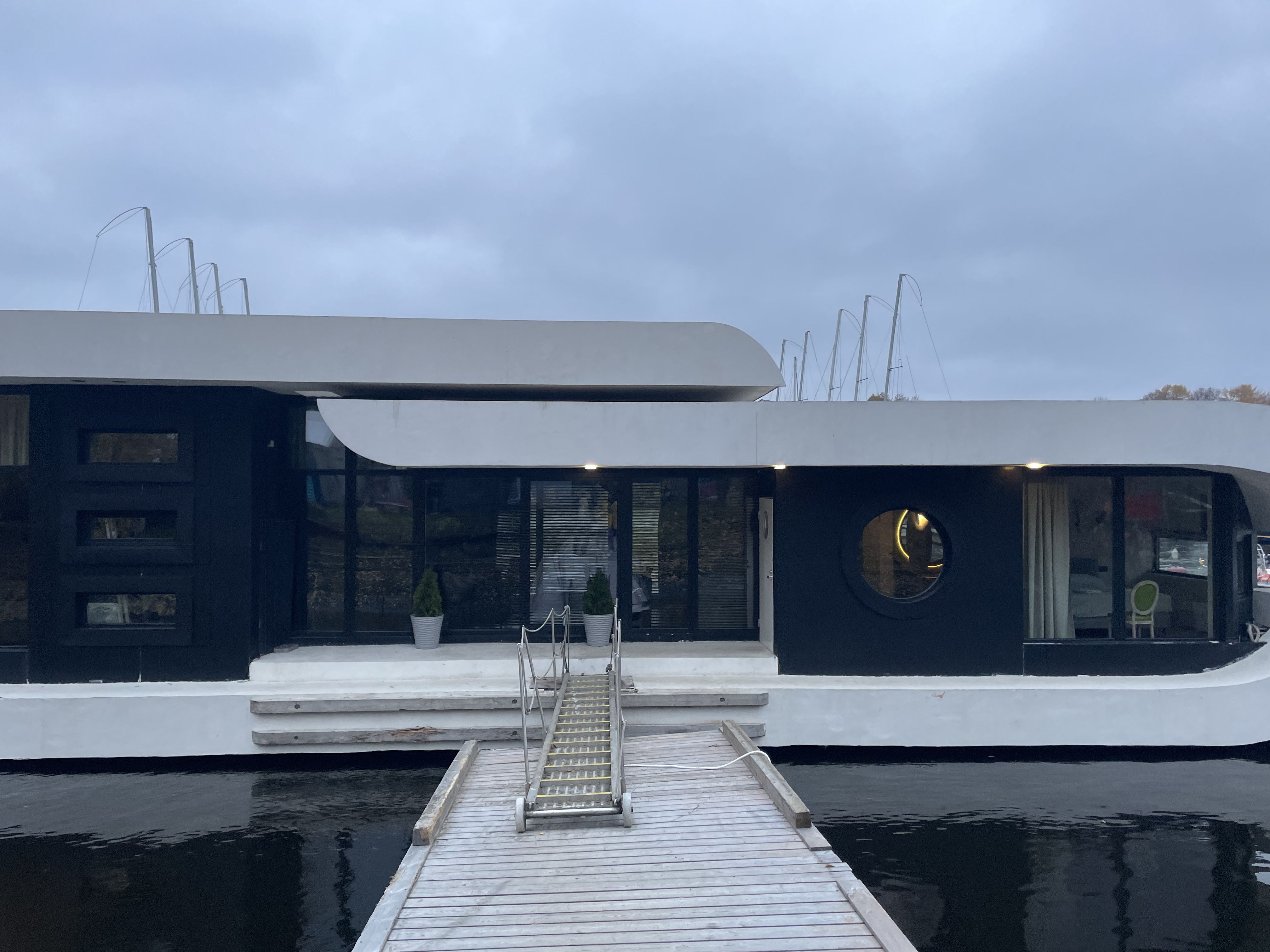 Фото House Boat