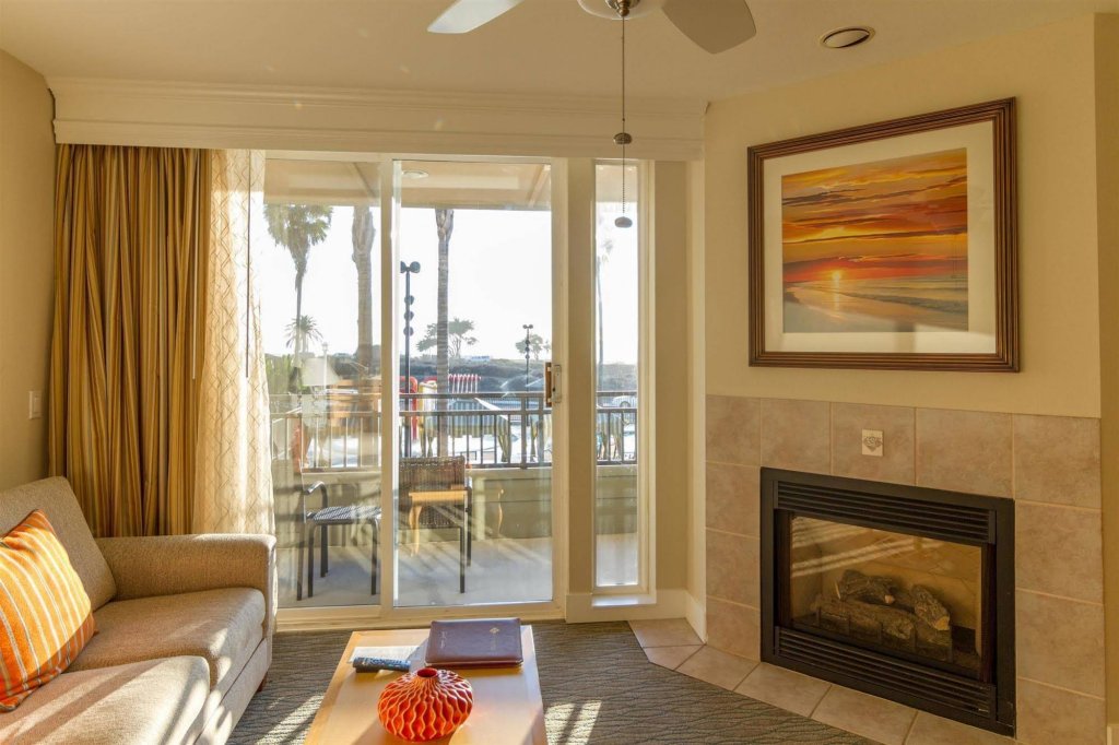 Фото Carlsbad Seapointe Resort