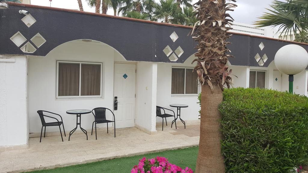 Фото Americana Hotel