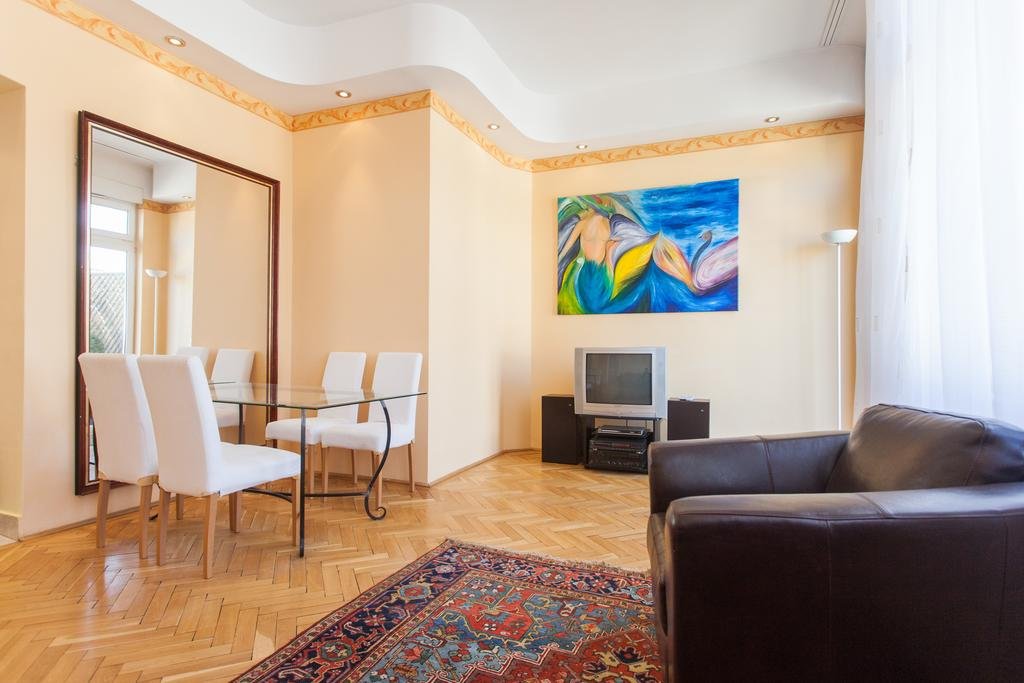 Фото Central Penthouse With Terrace