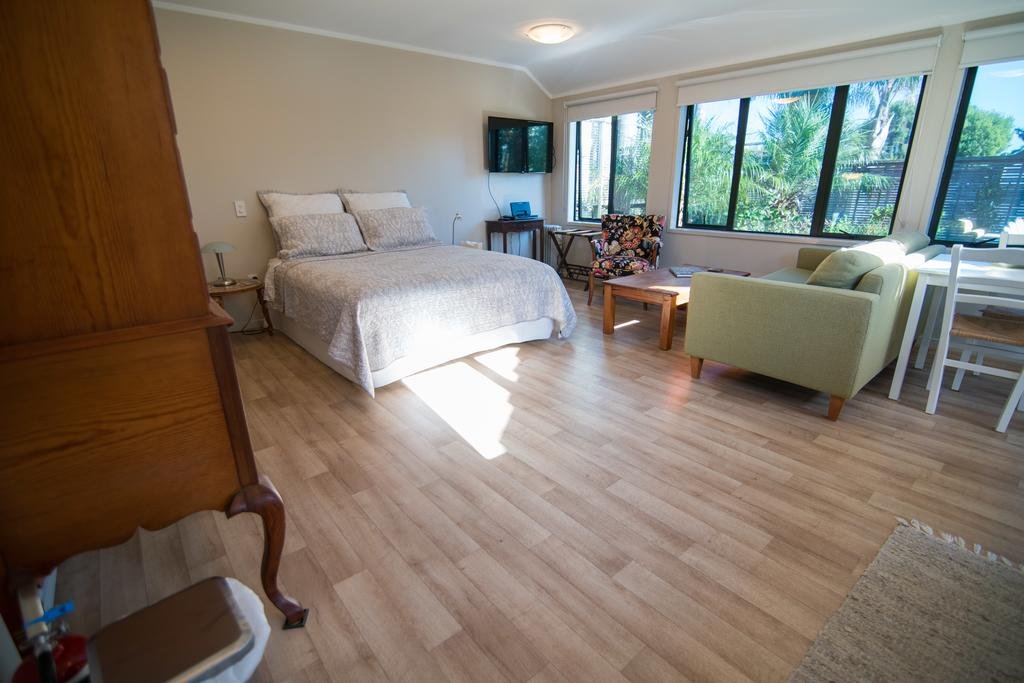 Фото Terry and Cindy's Bed and Breakfast