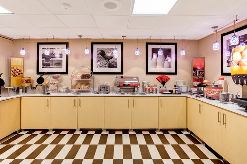 Внешний вид отеля Hampton Inn Chicago-O'Hare International Airport в Парке Шиллере, фото 1