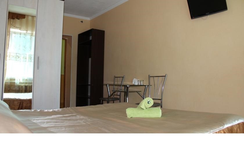 Фото Каштан