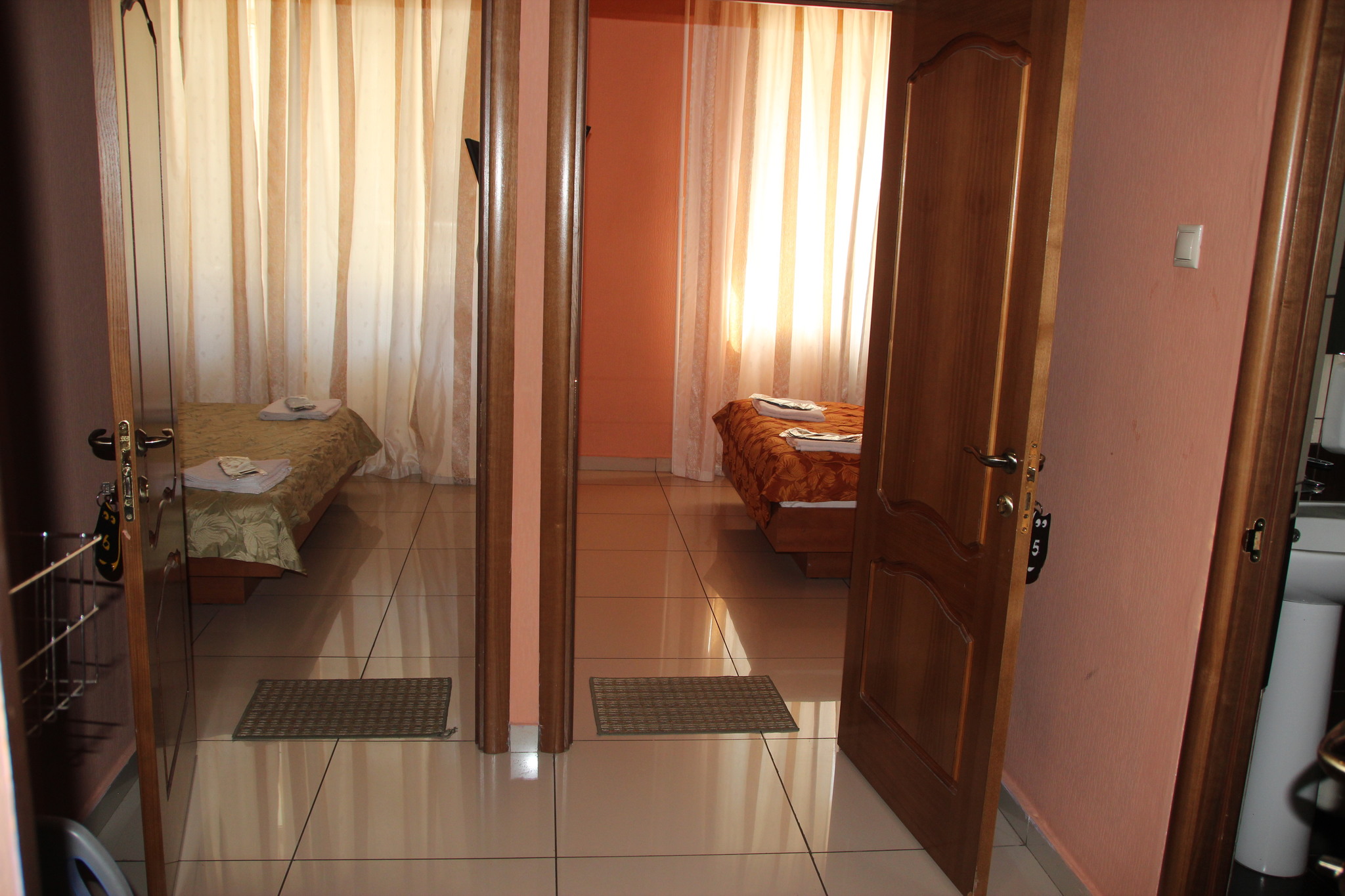 Фото отеля 3