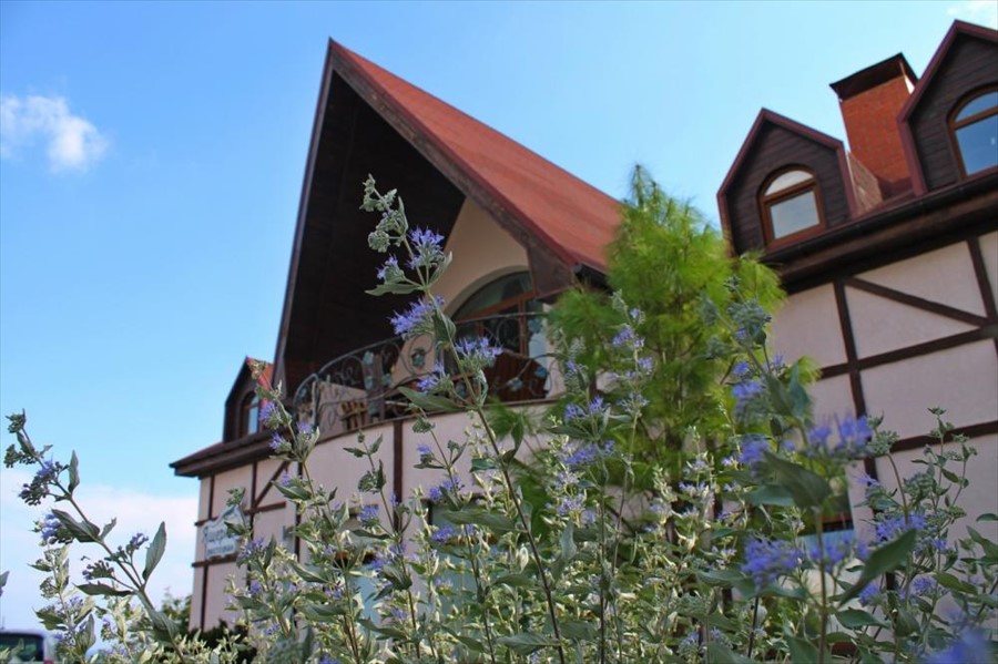 Фото отеля 2