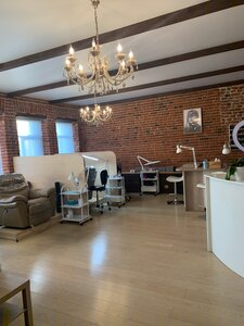 The Lashes (ulitsa Lenina, 100), beauty salon
