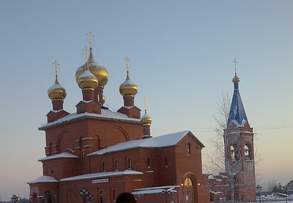 Chapel, memorial cross Часовня Николая Чудотворца, Pyt‑Yah, photo