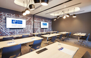 Гостиница Holiday Inn Express Sydney Airport, an Ihg Hotel