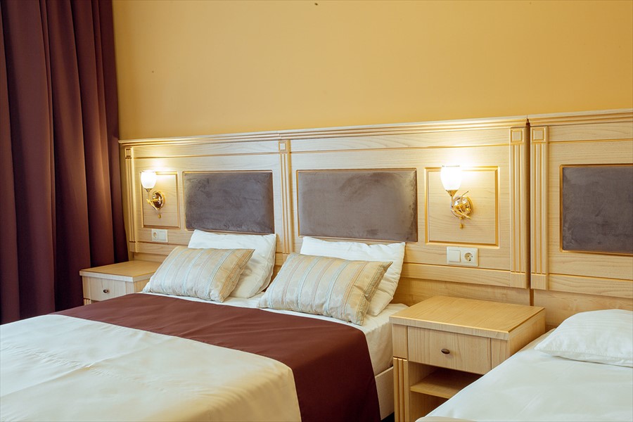 Фото отеля 1