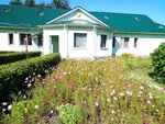 Yellow Cross. Nursing home Bunkovo (posyolok Novostroyka, 2А) ، منزل الصعود للمسنين والمعوقين
