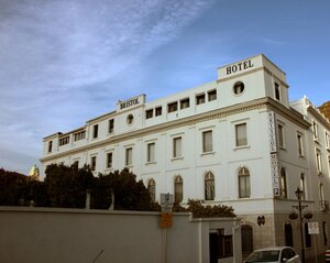 Гостиница Bristol Hotel