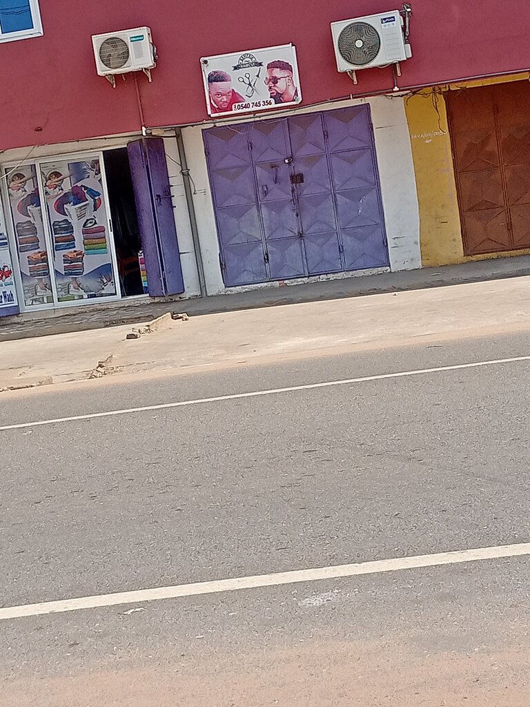 Barber shop Benfrik haircut, Accra, photo