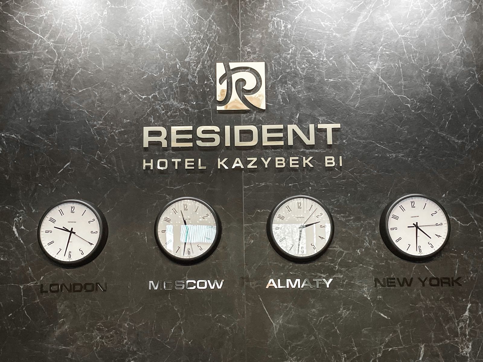 Фото Grand Hotel Kazybek Bi