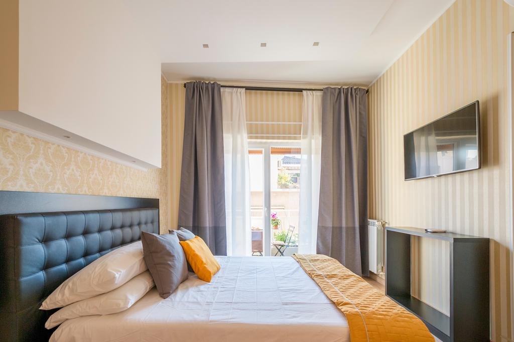 Фото Happy Holiday In Rome