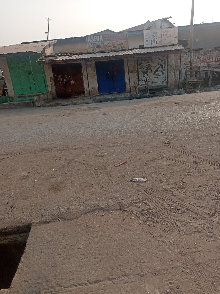 Auto parts and auto goods store Aseda Auto Part, Accra, photo