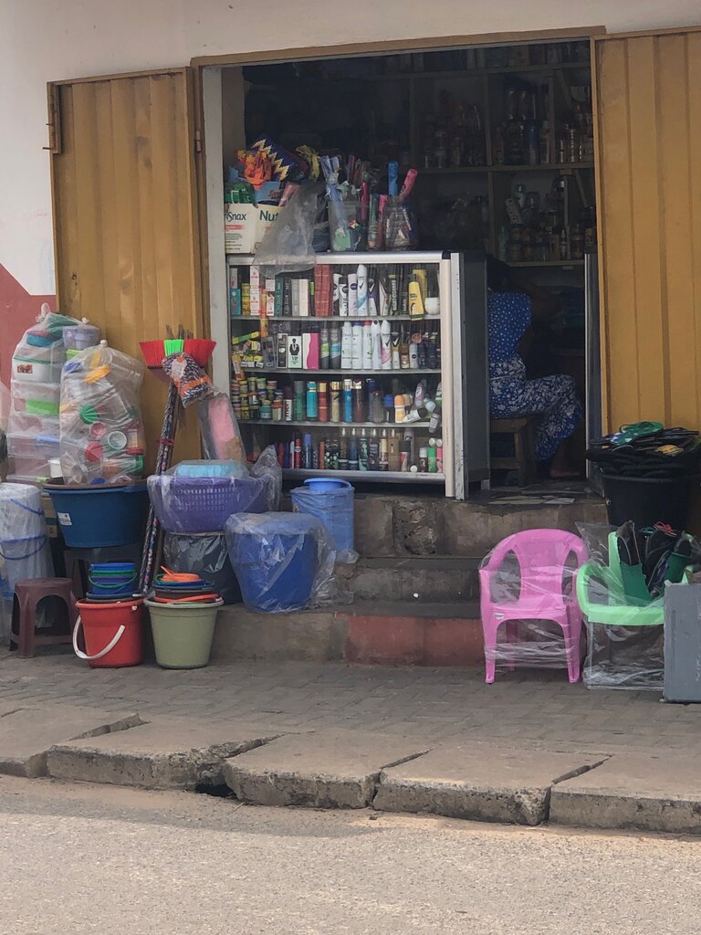 Cosmetology Yankey Cosmetics, Accra, photo