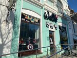 Wacko shop (Svetlanskaya Street, 7) ، متجر الكتب الهزلية