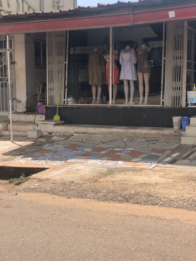 Tailor NuJoy Wardrobe, Accra, photo