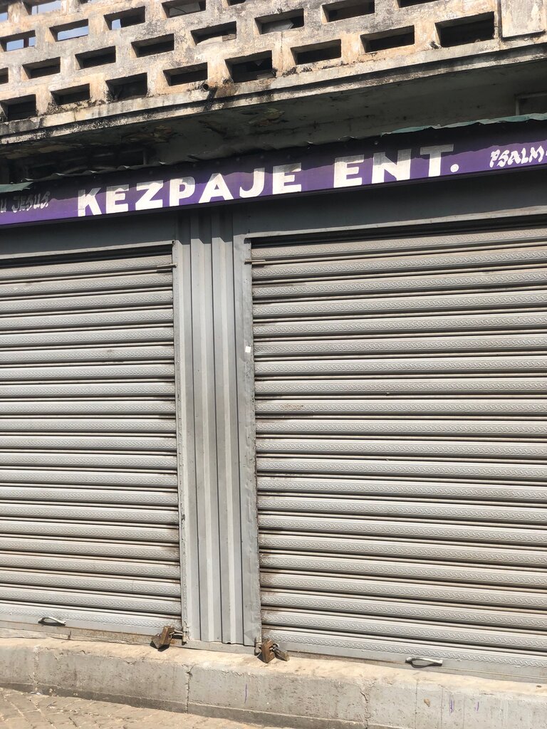 Car rental Kezpaje Enterprise, Accra, photo