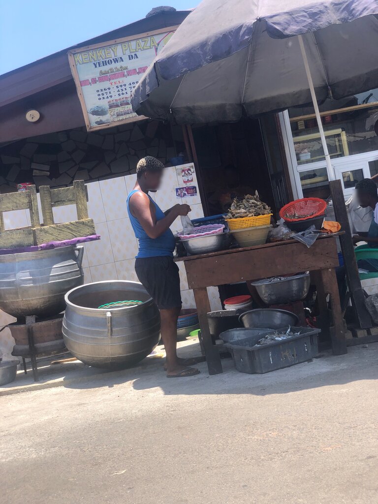 Fast food Kenkey Plaza, Accra, photo