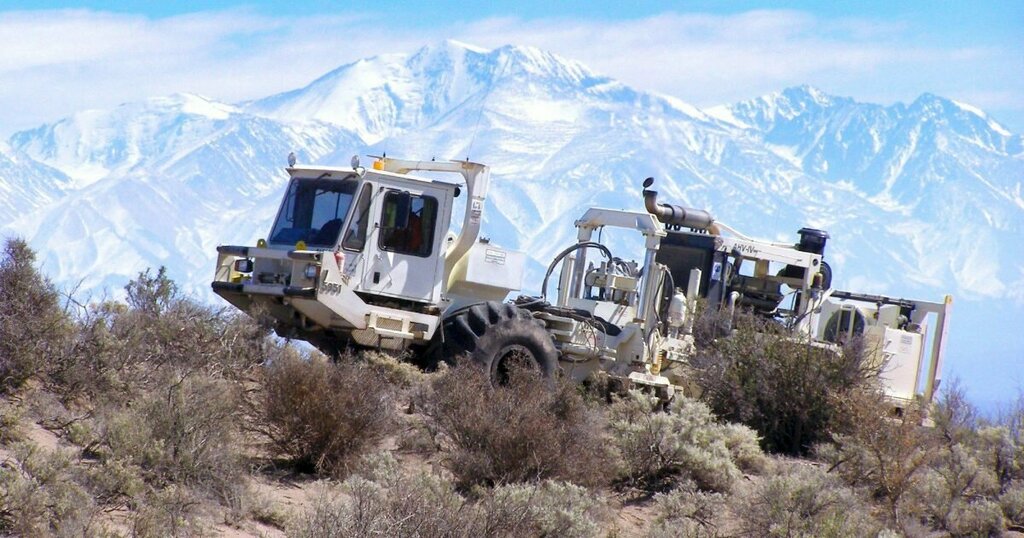 Geology, geophysics Inova Geophysical, Dubai, photo