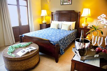 Фото Balhambra Suites - Adults Only