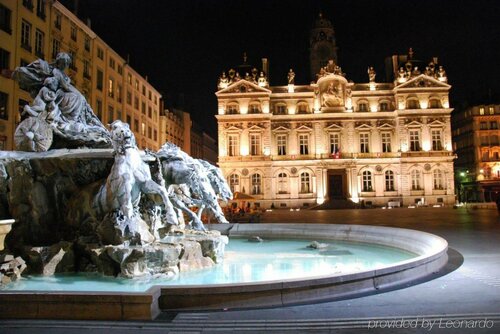 Внешний вид отеля Hôtel Le Roosevelt в Лионе, фото 1