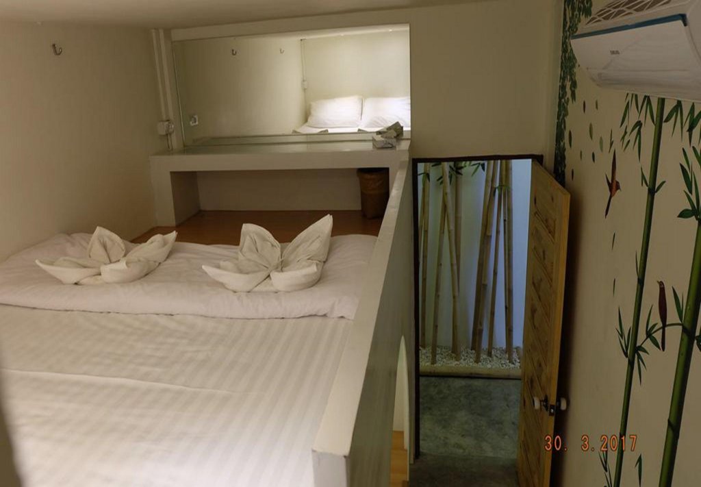 Фото Counting Sheeps At Cnx - Adults Only