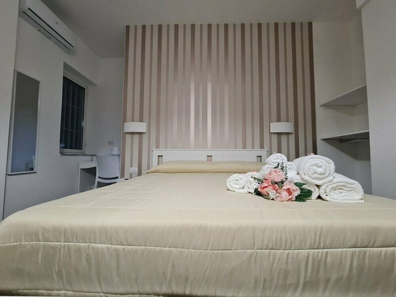 Гостиница Gaisa Naples - Bed & Breakfast в Неаполе