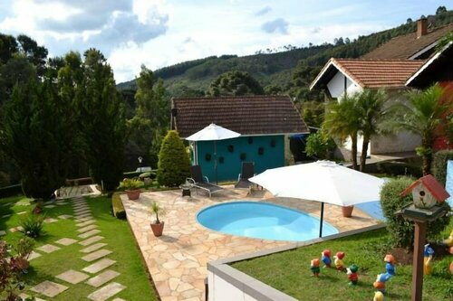 Гостиница Chalés Valle Florido в Штате Минас-Жерайс