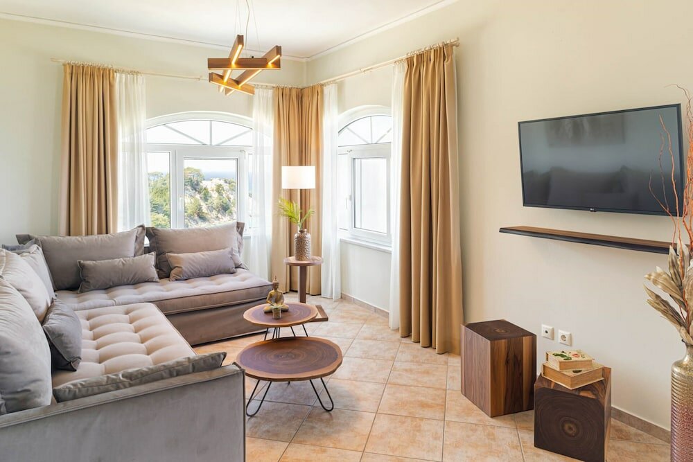 Фото Penny Luxury Apartments