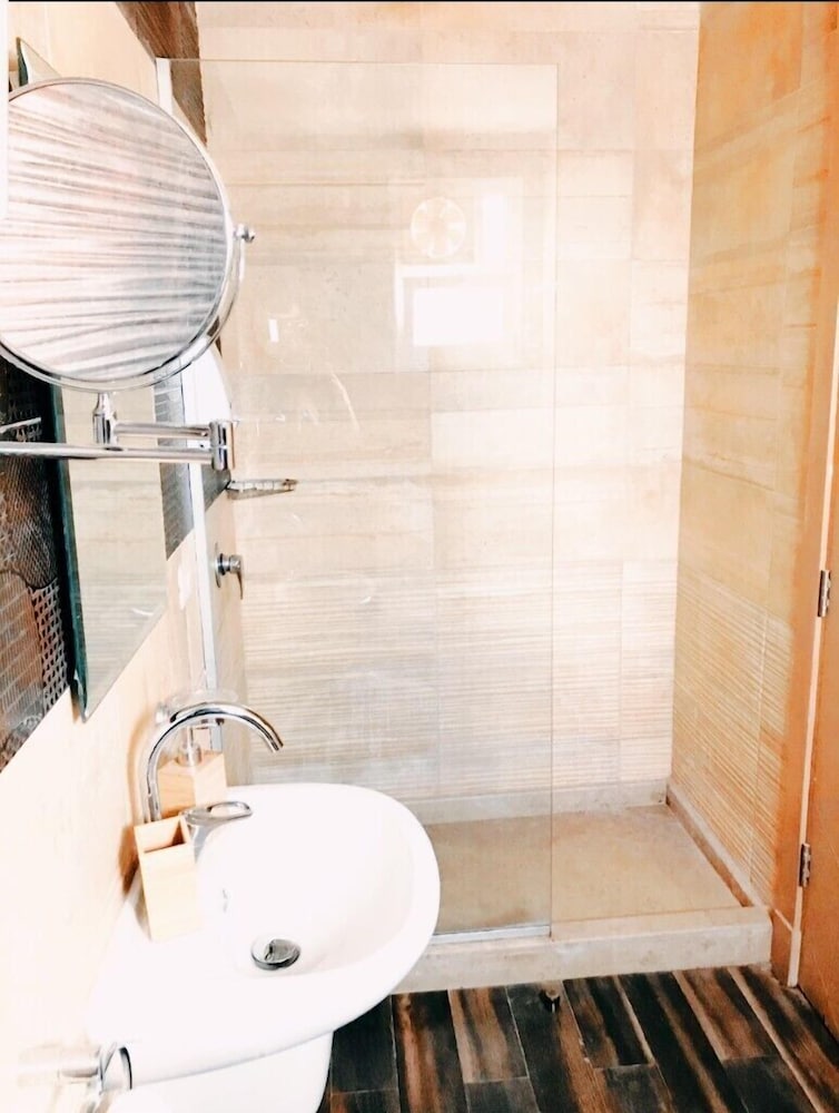 Фото Vibes Hostel & SPA