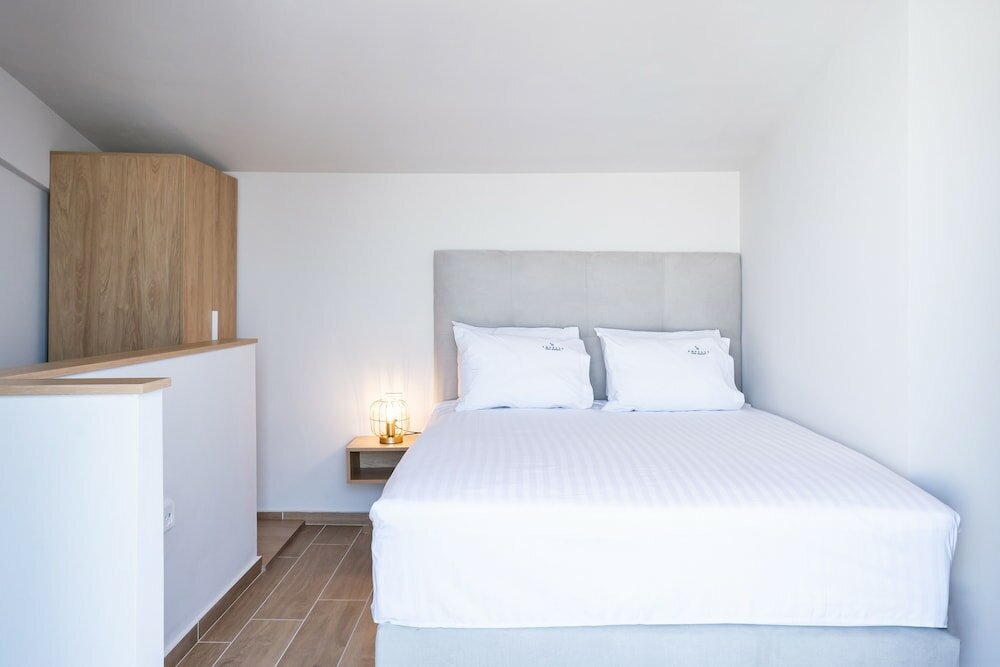 Фото Empress Luxury Residences