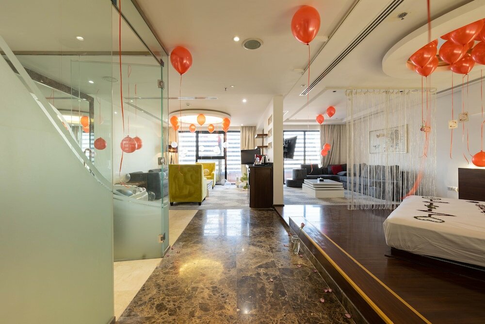 Фото Mira Business Hotel