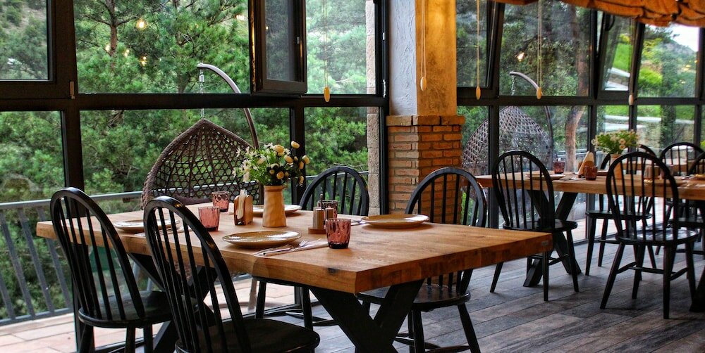 Фото Solo Grand Boshuri Hotel