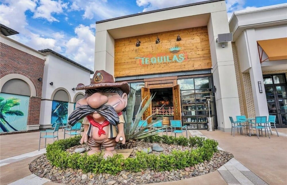 Фото Up to Scale at Margaritaville