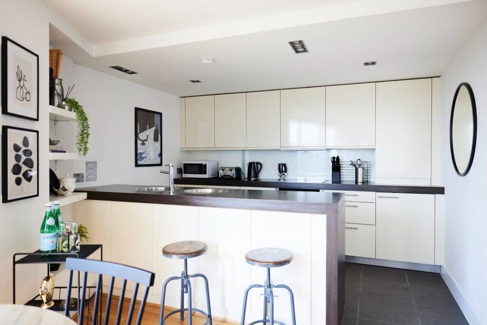 Фото The Albert Embankment Escape - Breathtaking 2bdr Flat With Balcony