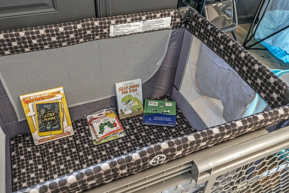 Фото Charming Historic Gem Heart of Philly 2b