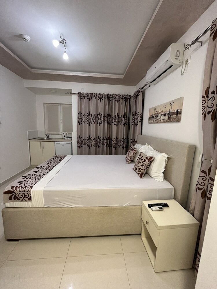 Фото Апарт-отель Pearl Apartments