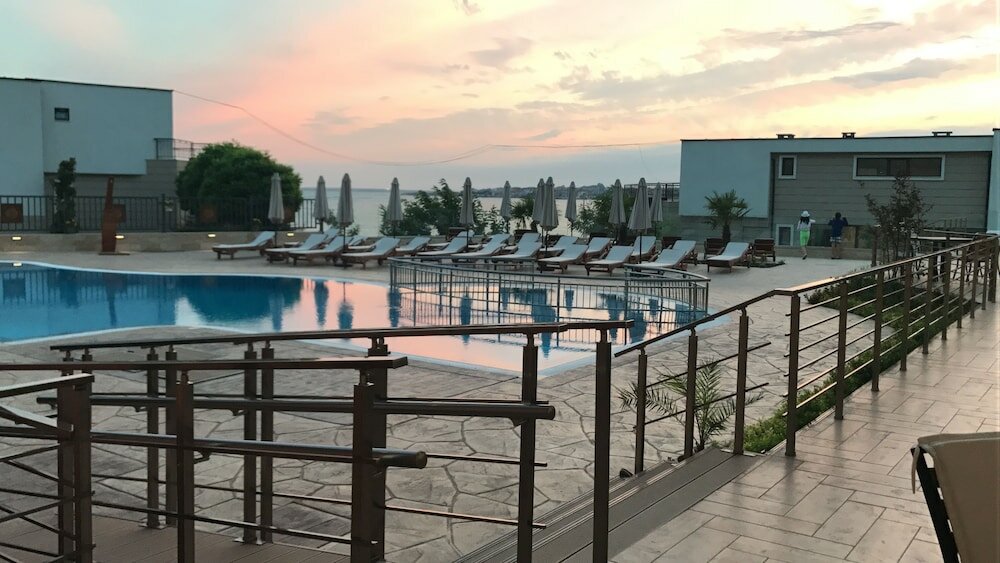 Фото Hotel Saint Panteleimon Beach