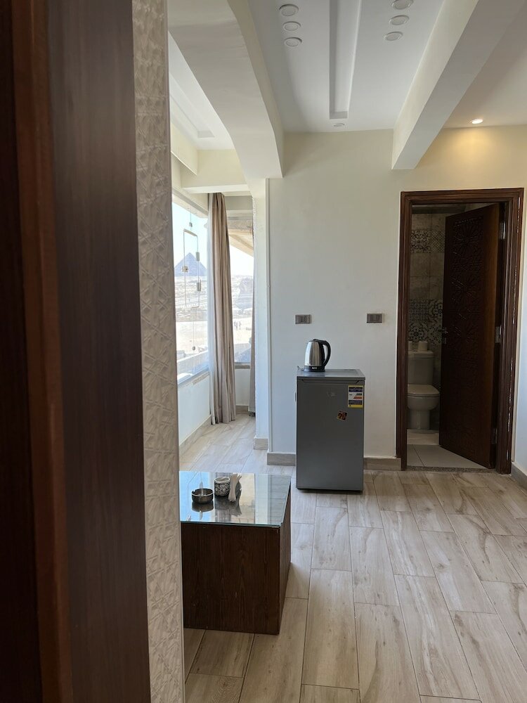 Фото Queen Pyramids View