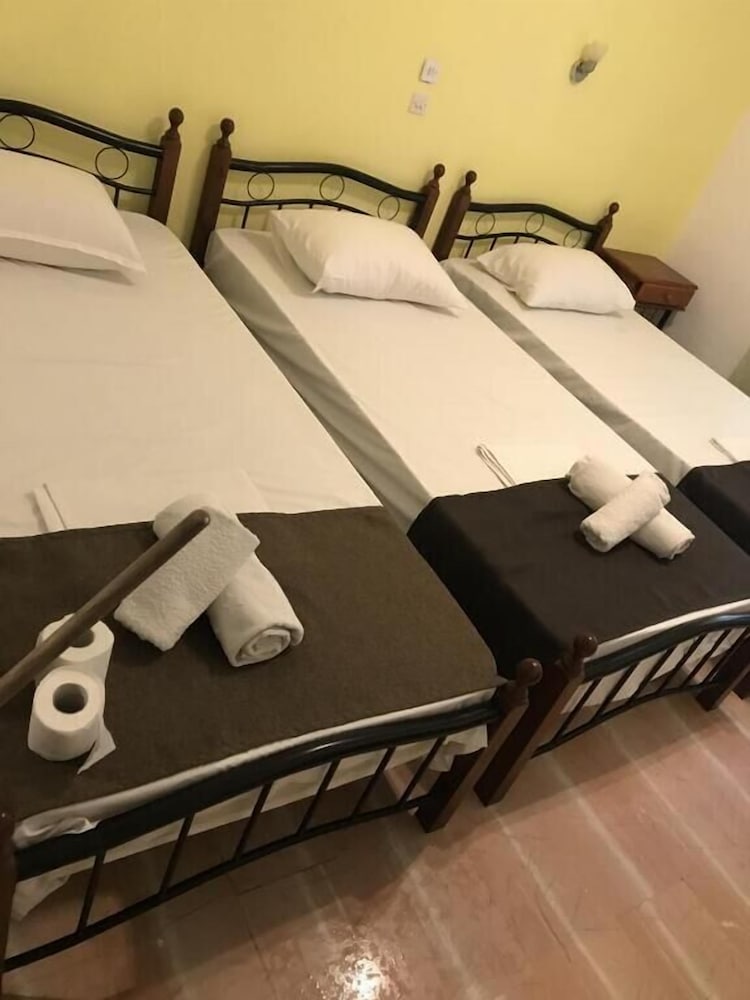 Фото Angela - Zoi Rooms