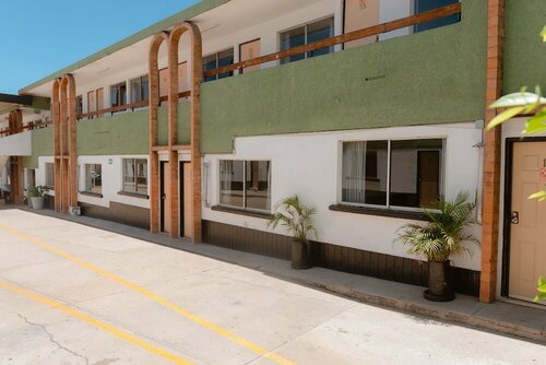 Гостиница Hotel Zacatecas Courts в Сакатекасе