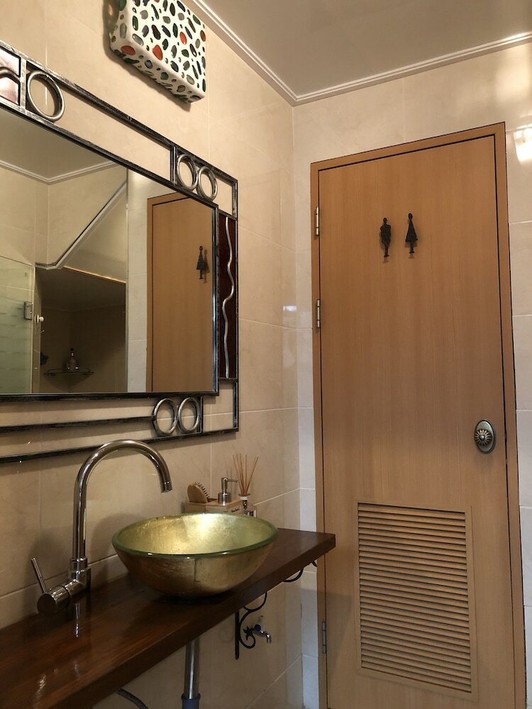 Фото Slow Tree House Hongdae - Caters to Women