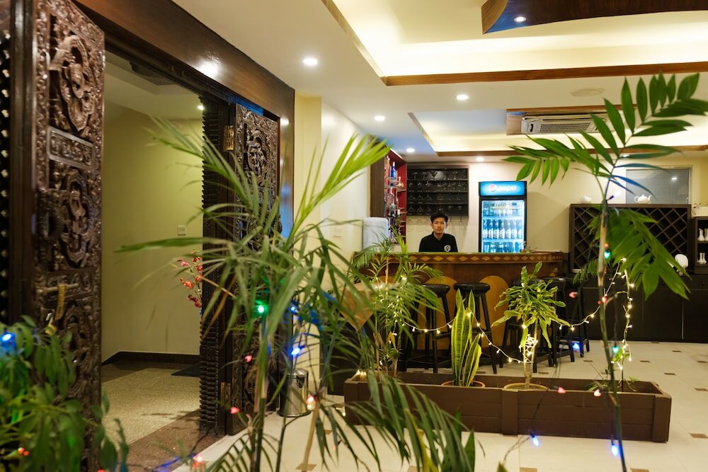 Фото Forbes Hotel and Apartment