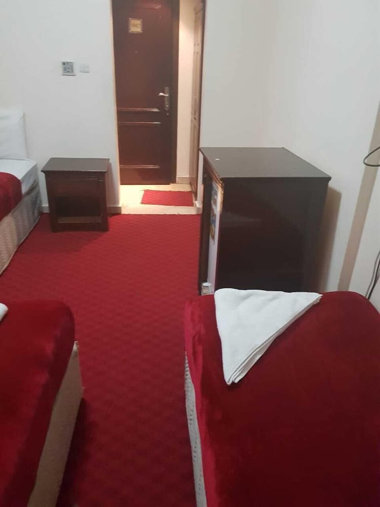 Фото Burj AlSultan Hotel